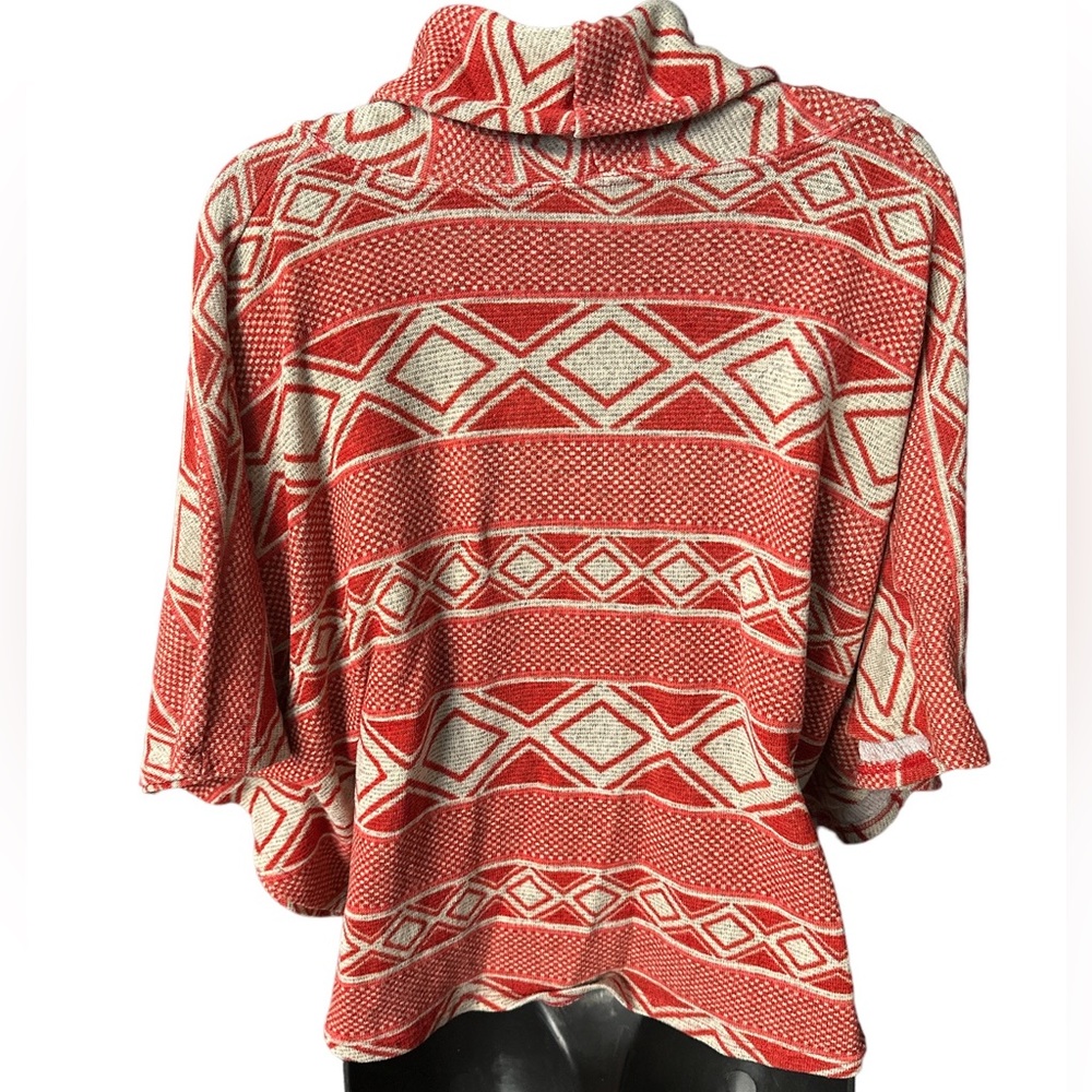 *HOST PICK* FOREVER 21 Red and Grey Cow Neck Oversized Top - Picture 2 of 6